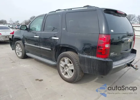 2009 Chevrolet Tahoe Ltz из США, поврежденный, VIN 1GNFC33079R301041